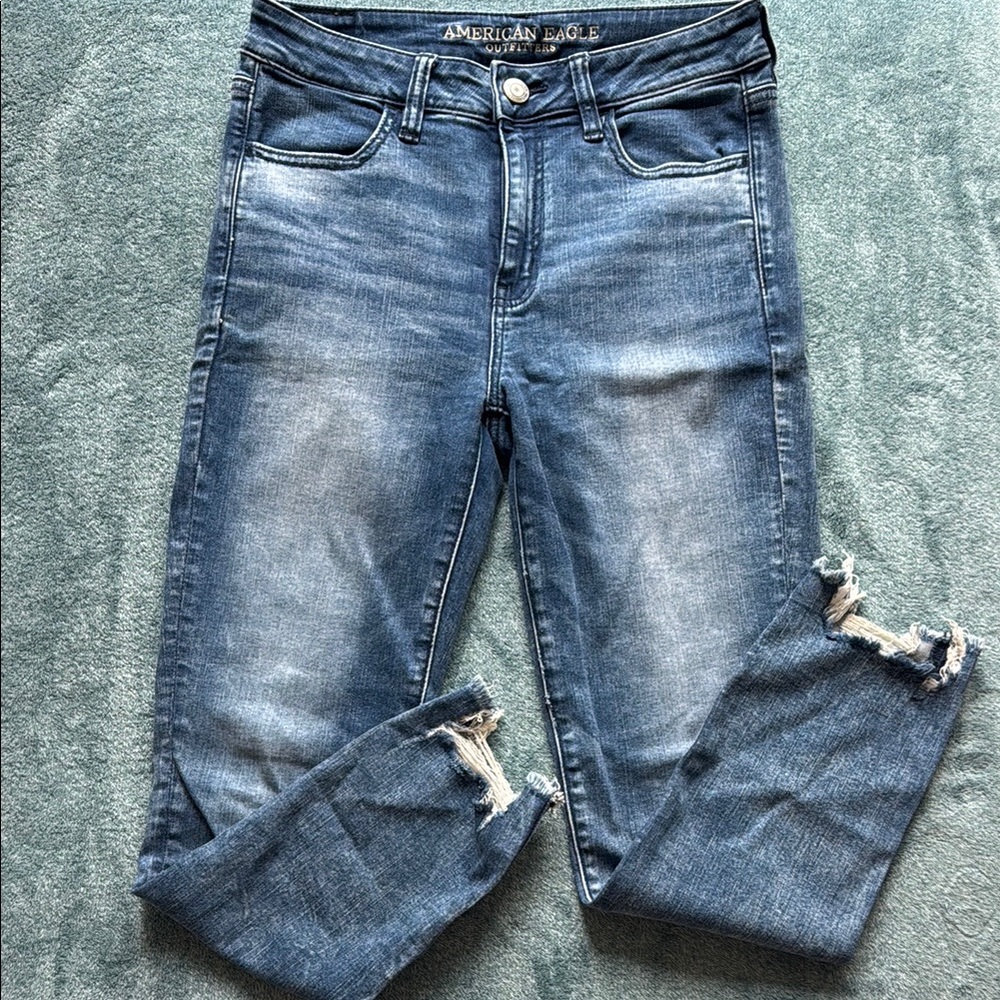 American Eagle Distressed Stretchy Ankle Jeans